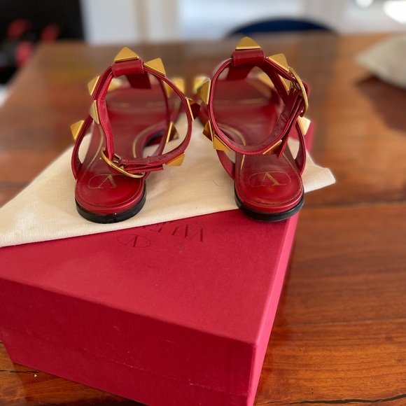 Red Valentino Rock Stud Sandals size Eu 37 worn on 3 times.. - Picture 4 of 10
